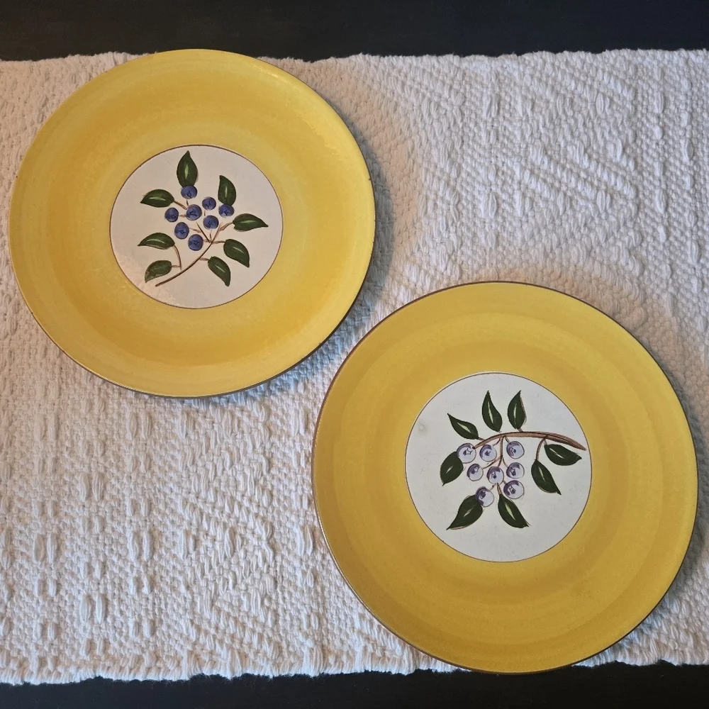 STANGL Vintage 5 Pottery Blueberry Yellow Glazed 6
